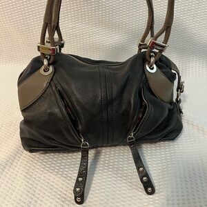 Gorgeous Black and Tan Leather B. Makowsky Bag